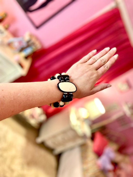 NWOT Chico’s Retro Mod Bubble Elastic Bracelet Black & White Colorblock Stacked - Picture 3 of 4